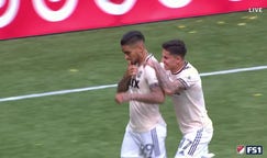 Cristian Arango's penalty kick ties the game, 1-1